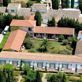 Hôtel et Appart'Hôtel Le Relais Du Val D'Orbieu, hotel v destinaci Ornaisons