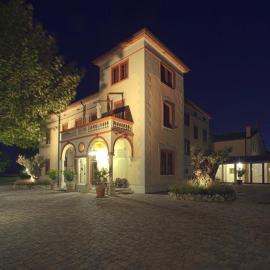 Villa dei Tigli 920 Liberty Resort, hotel em Rodigo