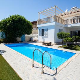 Maestro Villa II - Pervolia, Hotel in Perivolia