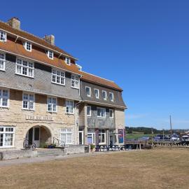 Flat F Bay House, hotel in Bridport
