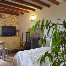 gîte les Libellules, hotelli kohteessa Saint-Salvy-de-la-Balme