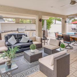 Private Pool + Sauna: Pet-Friendly Reseda Retreat!