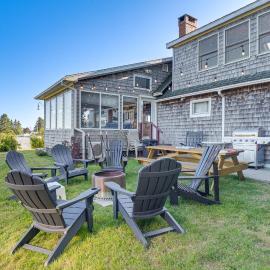 Prime Coastal Location! Large Family Villa