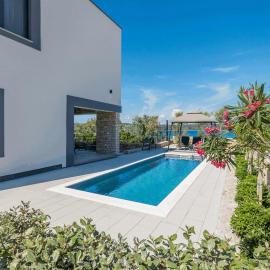 Villa Royal House 1