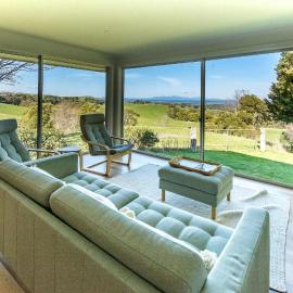 Ameys Ridge Stay 3 Pay 2 Winter Special, hotel em Foster