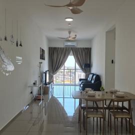 D Aman Infinity Pool and AS Tower View Homestay 02, hotel u gradu Alor Setar