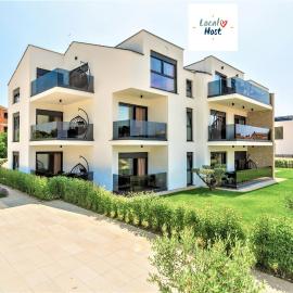 Valla Family Apartments and Rooms