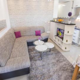 Apartment Moja - Two Bedroom Apartment with Terrace