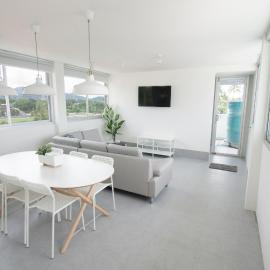 Spacious 2 Bedrooms 360deg Mountain-View Apartment