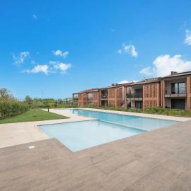 ApartmentsGarda - Cuore del Garda, hotel u gradu 'Ronchi'