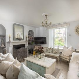 Almond Cottage - Pets welcome - Free Parking - Garden