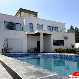 Nianing Villa de Charme avec Piscine