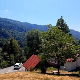 Bungalov Čuk, hotel in Most na Soči