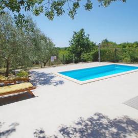 Holiday house Zara, Pomer