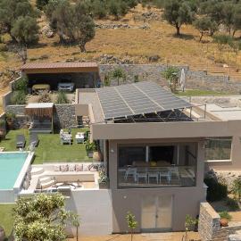 Villa Optasia Scenic Eco Home w heated private pool, khách sạn ở Krousón