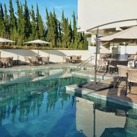 Bristol Villaggio Rosa Aruja, hotel sa Arujá