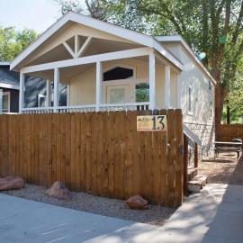 Grandstaff Gulch Cabin #13، فندق في موآب