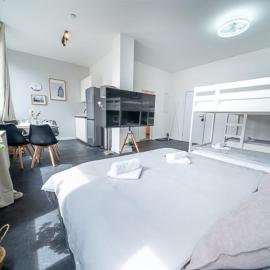 3 Modern city studio for 6 Bogenhausen near Messe Munich, hotel a Munic