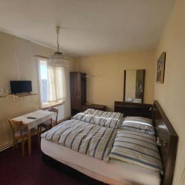Zum Ritter, hotel u gradu 'Staufenberg'