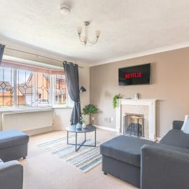 5BR Emersons Green Stay - Sleeps 10