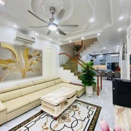 Happy House, Hotel in Cát Bà