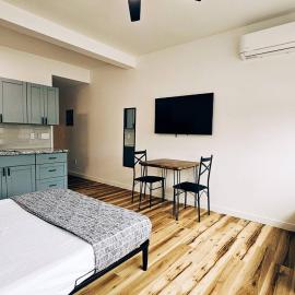 Unit 1 Waena Inn Newly Renovated Maui Private Suite, hotel in Wailuku