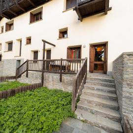 Sestriere Ski Base, Navetta GRATIS, Parcheggio Privato, hotel in Sauze di Cesana