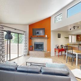 Mtn-View Condo w/ Resort Amenities in Tucson!, hotel a Tucson