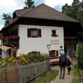 Gasthof Schluff, hotel v destinácii Soprabolzano
