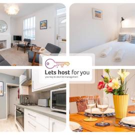 Coal Miners Cottage - Moments to Seafront & Town