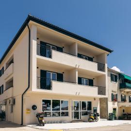 Boutique Rooms Rogovo, hotel en Sveti Filip i Jakov