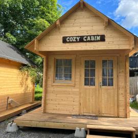Cozy Cabin at the Lake on Muskoka Shores, hotel u gradu Otter Lake