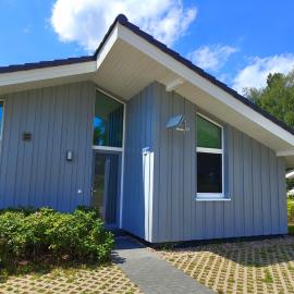 Ferienhaus mit Sauna im Ferienpark Mirow, hotel en Granzow