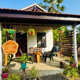 Naval Paradise Villa and Holiday Home, hotel v destinácii Batticaloa