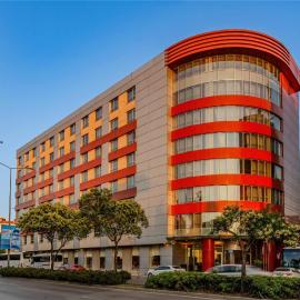 Viesnīca Ramada Plaza By Wyndham Izmir Izmirā