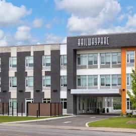 Hotel Railwayparc Montreal, Tapestry Collection By Hilton: Montreal şehrinde bir otel