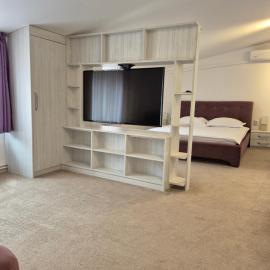 Apartament Magnolia Nearby City Center With Parking