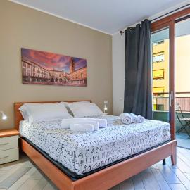 Bilocale Chic 2, 10min Aeroporto Milano-Bergamo, BOX AUTO e ARIA CONDIZIONATA