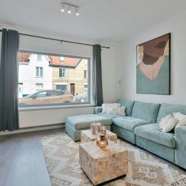 Spacious terraced house, center of Knokke, hotel in Knokke-Heist