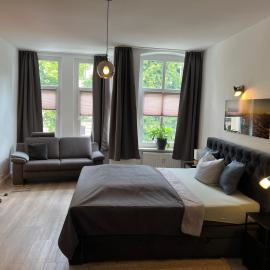MAGDEBURG STAY MS05 Kleiststrasse 4 - Zentral - Deluxe - 6 Personen - Nahe HBF - Große Wohnung 3 Schlafzimmer - Top Ausstattung, hotel in Magdeburg