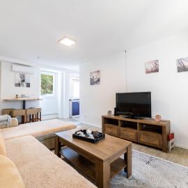 Ferhadija Residence 2-Bedroom Design apartment - Main street