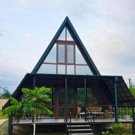 Odilauri में, होटल Kutaisi Red Water Cottage