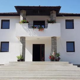 Pensiunea Daniel, hotel a Ocnele Mari