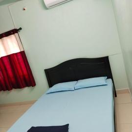 Royal 2 Bed Room Apartment -Opp Mattuthavai Bus stand Madurai, hotel in Madurai