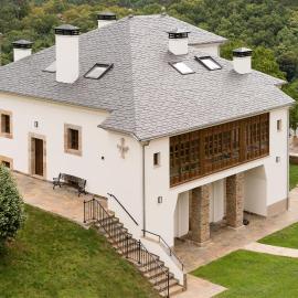 Apartamentos Rurales Los Mazos, hotelli kohteessa Boal