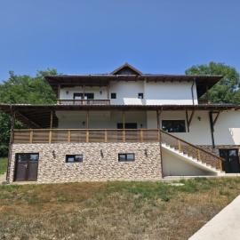 Arefu में, होटल Evernest Guesthouse