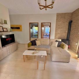 Summer sanctuary -180m from the sea in the center