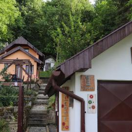 Kuća za odmor vila Ružica、Orahovicaのホテル