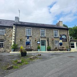 The Royal Oak Inn, Rhandirmwyn, hotel a Rhandirmwyn