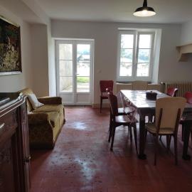 Maison de village, hotel a Juvigny-sur-Loison
